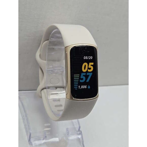 Fitbit Charge 5 Fitness Tracker GPS SpO2 Sleep Monitor Activity W/ Charger - Picture 3 of 11